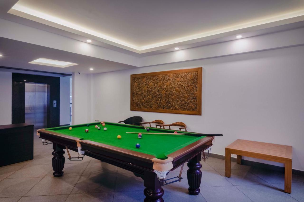 Elixir Hills Suites Resort And Spa Мунар Екстериор снимка